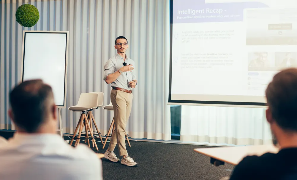 Pascal Brunner-Nikolla presenting at an executive briefing